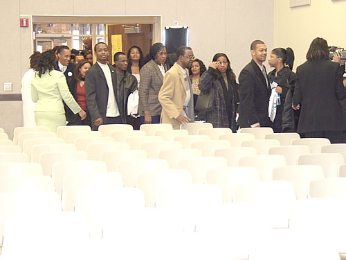 Guests entering seminar room, College Park, Maryland Black Business Seminar