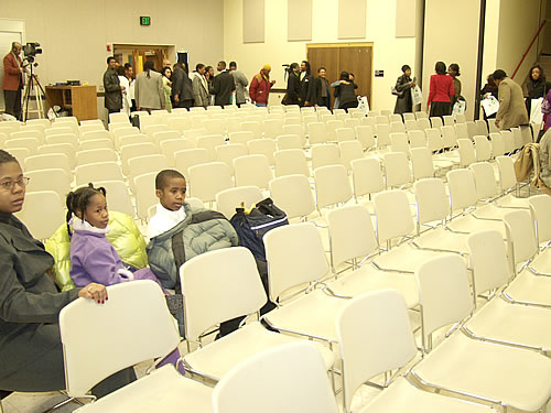 Guests entering seminar room, College Park, Maryland Black Business Seminar