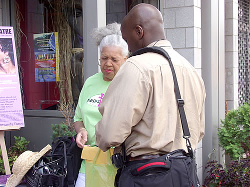 Fred conversing with Dorothi before the event, New York City Black Business Seminar