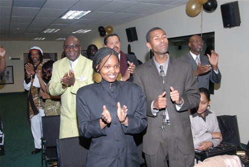 Audience enjoying TAG TEAM performance of O'Jays 